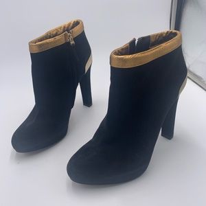 Fendi Boots with gold detail